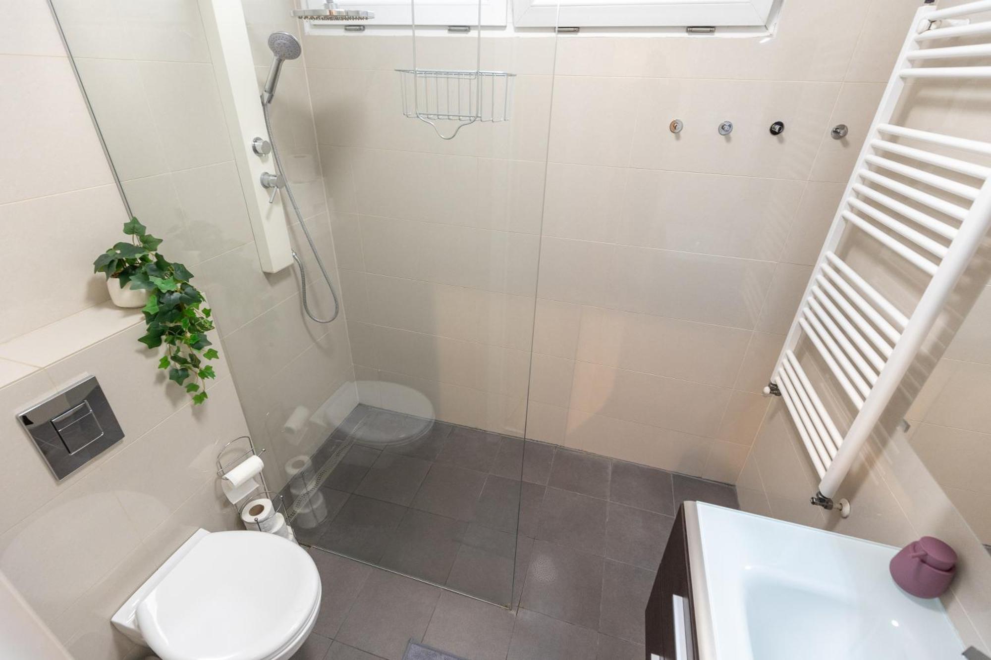 Gems Of Budapest - Ruby Unit ภายนอก รูปภาพ